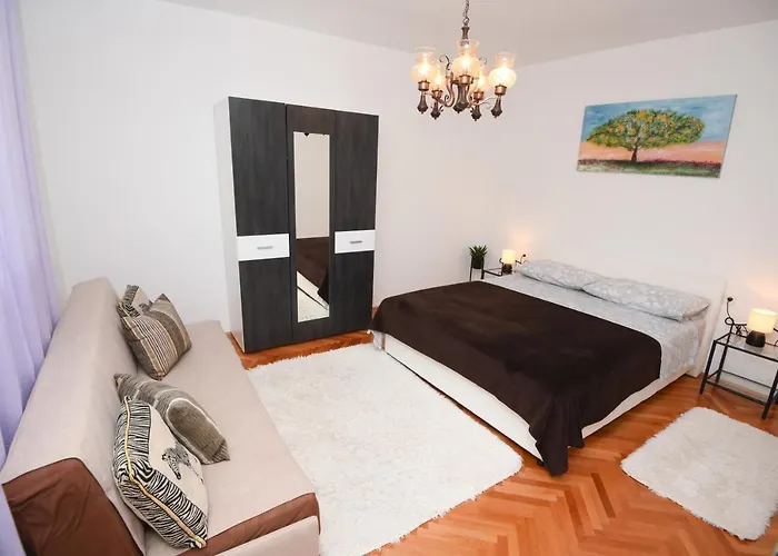 Apartments Lidija - Sea View Apartment With Exclusive Right Of Using Hot Tub Or Split Level Apartment With Exclusive Right Of Using Pool