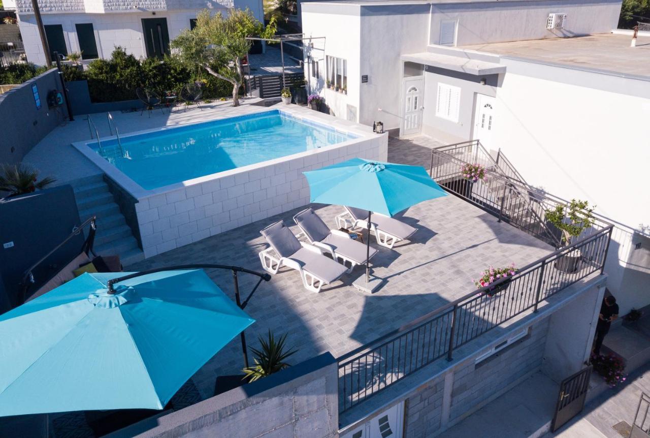 Lidija - Sea View With Exclusive Right Of Using Hot Tub Or Split Level With Exclusive Right Of Using Pool