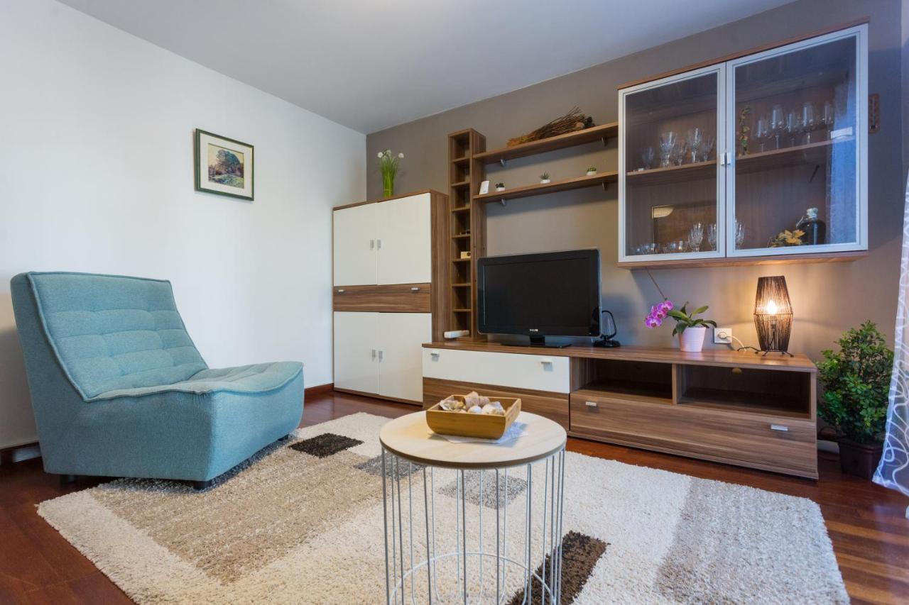 Lidija - Sea View With Exclusive Right Of Using Hot Tub Or Split Level With Exclusive Right Of Using Pool * Podstrana