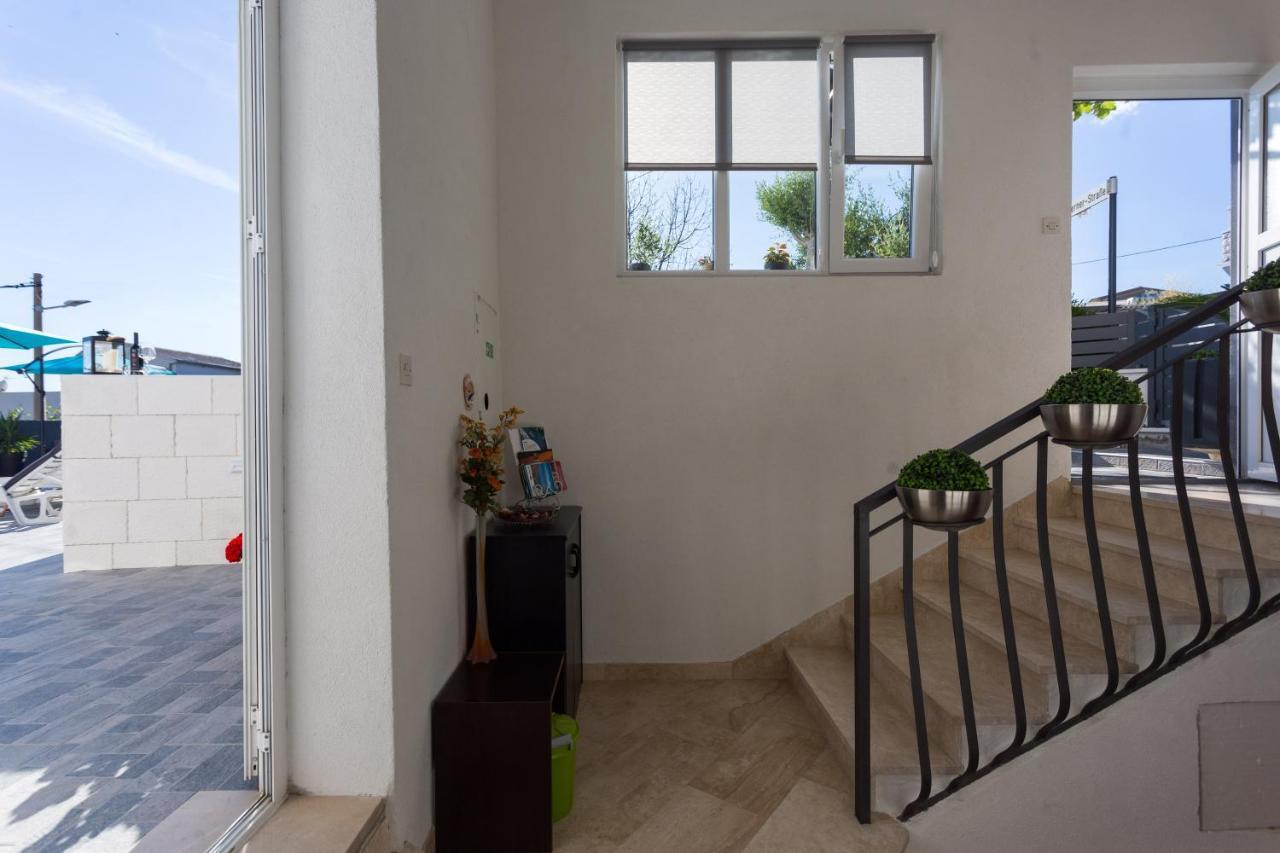 Lägenhet Lidija - Sea View With Exclusive Right Of Using Hot Tub Or Split Level With Exclusive Right Of Using Pool