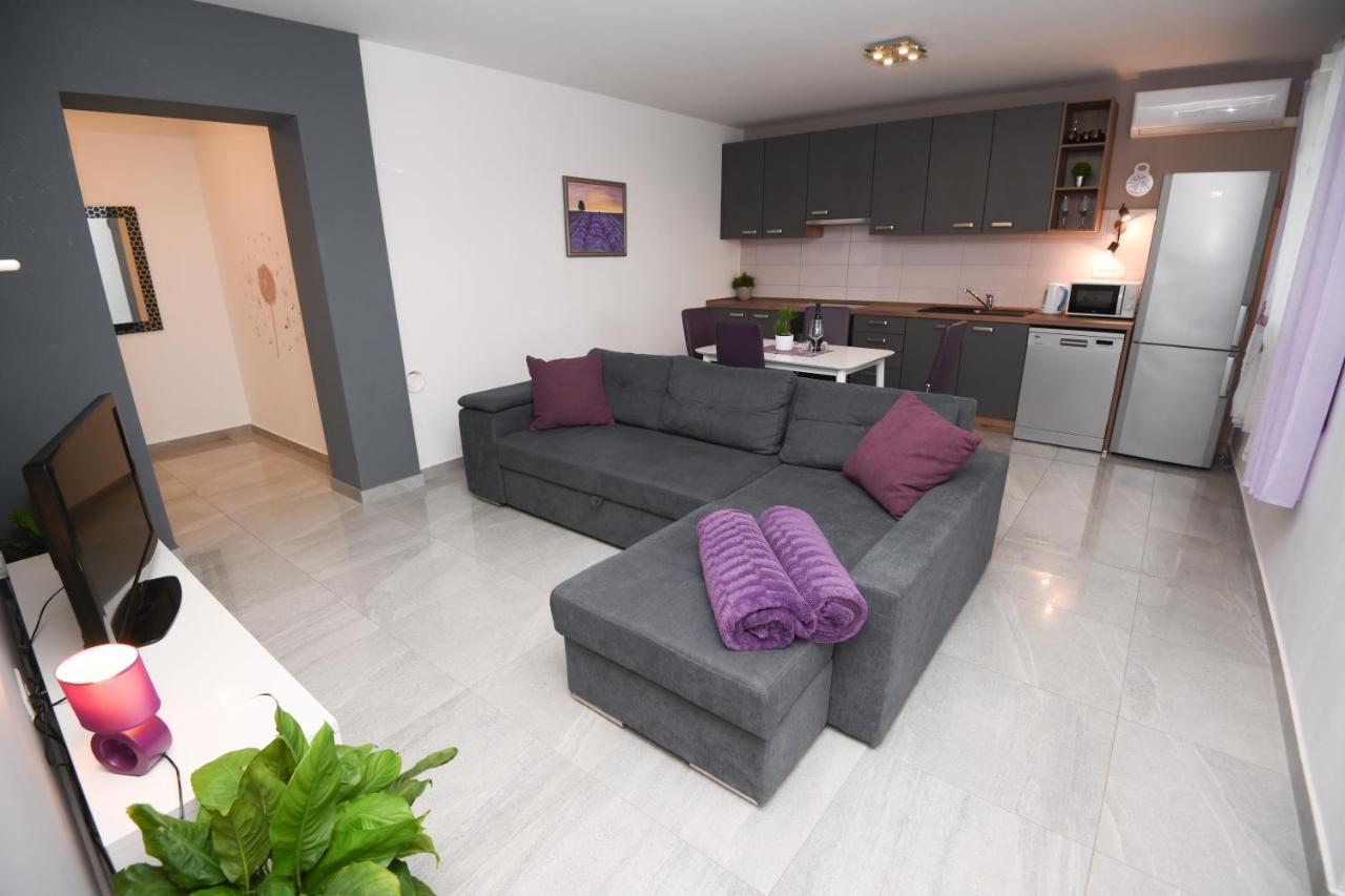 Lägenhet Lidija - Sea View With Exclusive Right Of Using Hot Tub Or Split Level With Exclusive Right Of Using Pool *