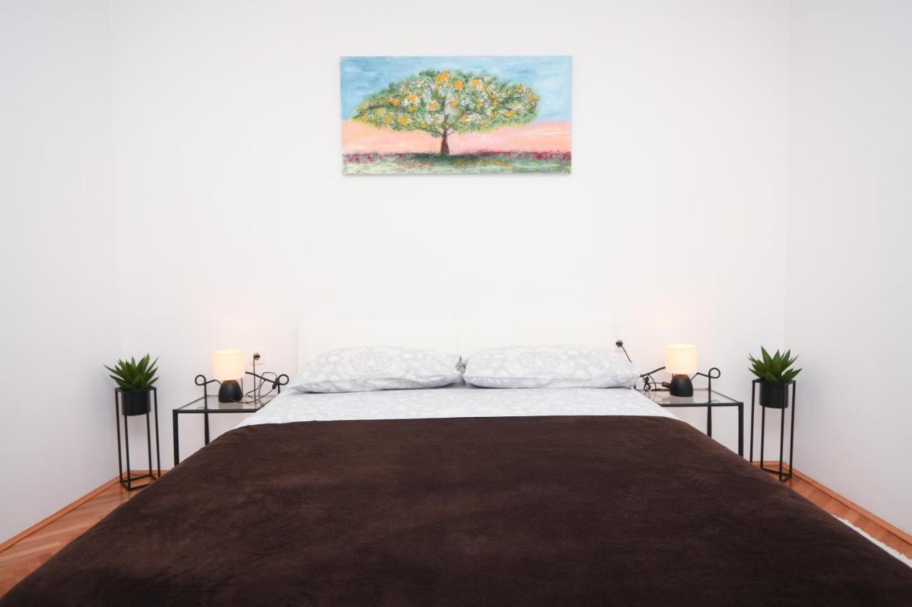 Apartament Lidija - Sea View With Exclusive Right Of Using Hot Tub Or Split Level With Exclusive Right Of Using Pool Podstrana