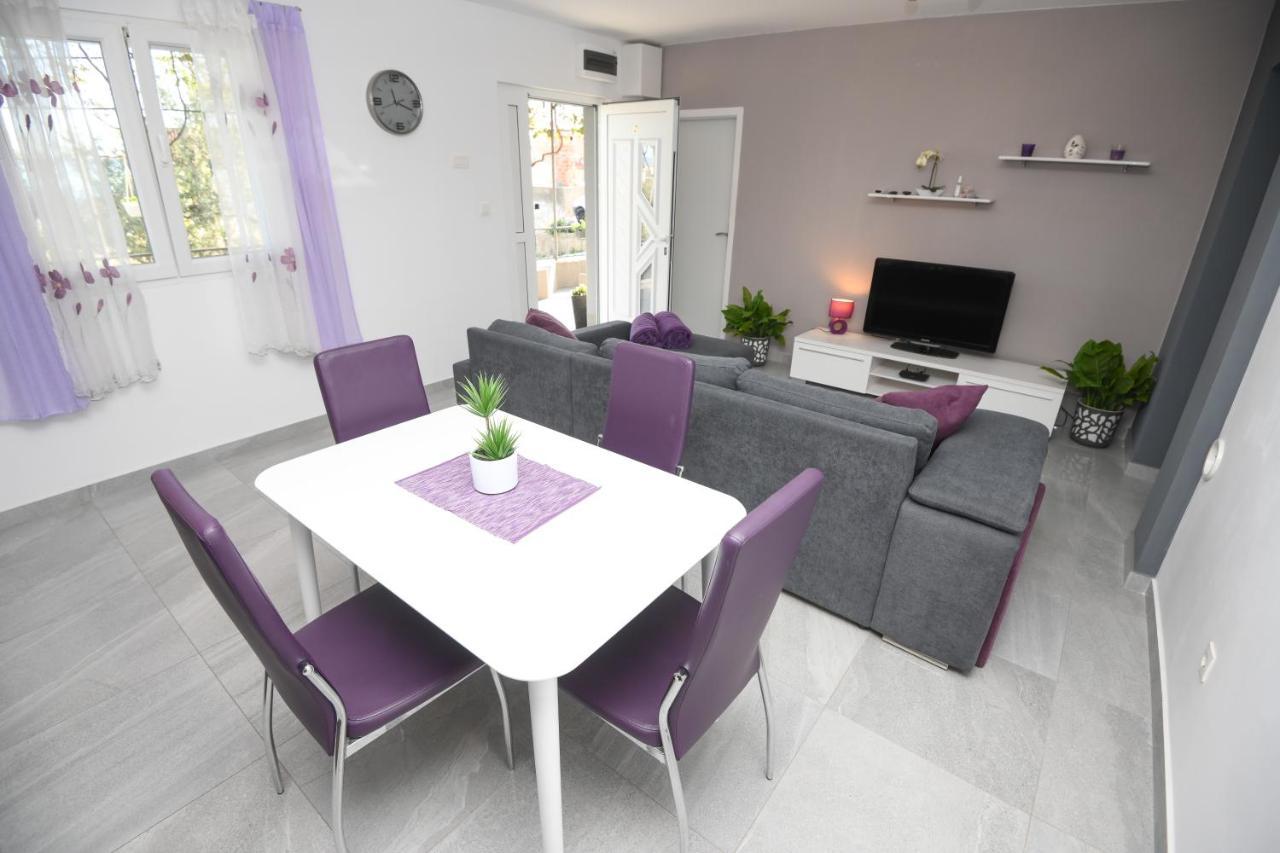 Lidija - Sea View With Exclusive Right Of Using Hot Tub Or Split Level With Exclusive Right Of Using Pool Lägenhet Podstrana