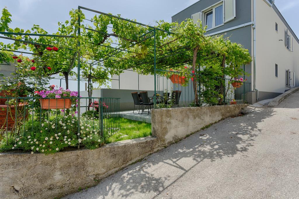 Lägenhet Lidija - Sea View With Exclusive Right Of Using Hot Tub Or Split Level With Exclusive Right Of Using Pool
