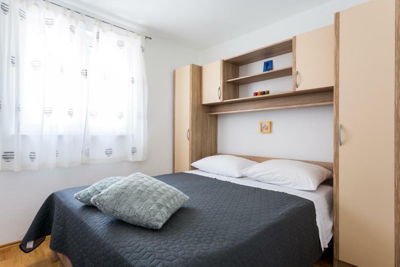 Lägenhet Lidija - Sea View With Exclusive Right Of Using Hot Tub Or Split Level With Exclusive Right Of Using Pool